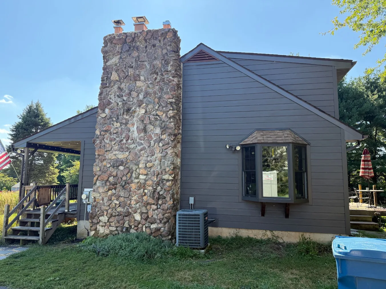 A finished siding project done by A.H. Davis & Son, Inc.